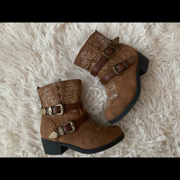 Boats - Picture 3 of 3